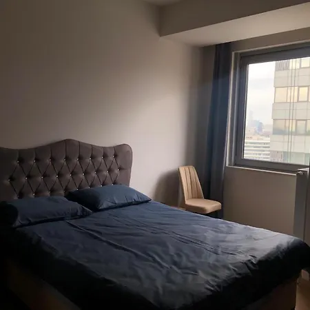 Apartamento Kadikoeyuen Kalbinde Muekemmel Bir Estambul